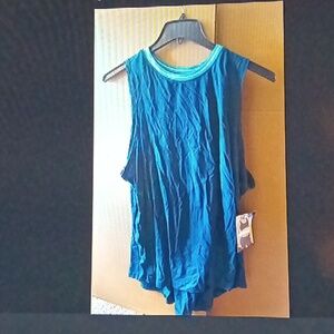 2 Avia Tank Tops Size 3xl